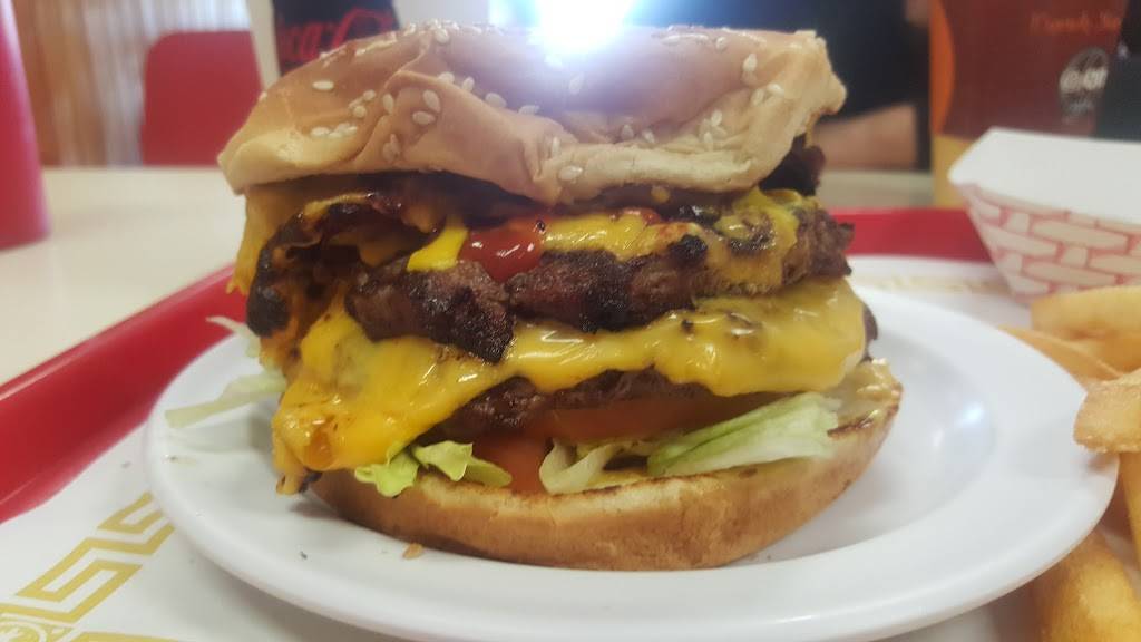 Classic Burger | restaurant | 15927 Hesperian Blvd, San Lorenzo, CA 94580, USA | 5102783333 OR +1 510-278-3333