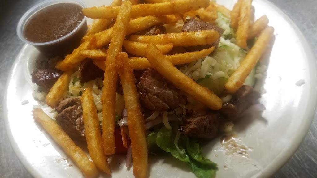 Lucianos Restaurant | restaurant | 1212 Long Run Rd, White Oak, PA 15131, USA | 4126727428 OR +1 412-672-7428