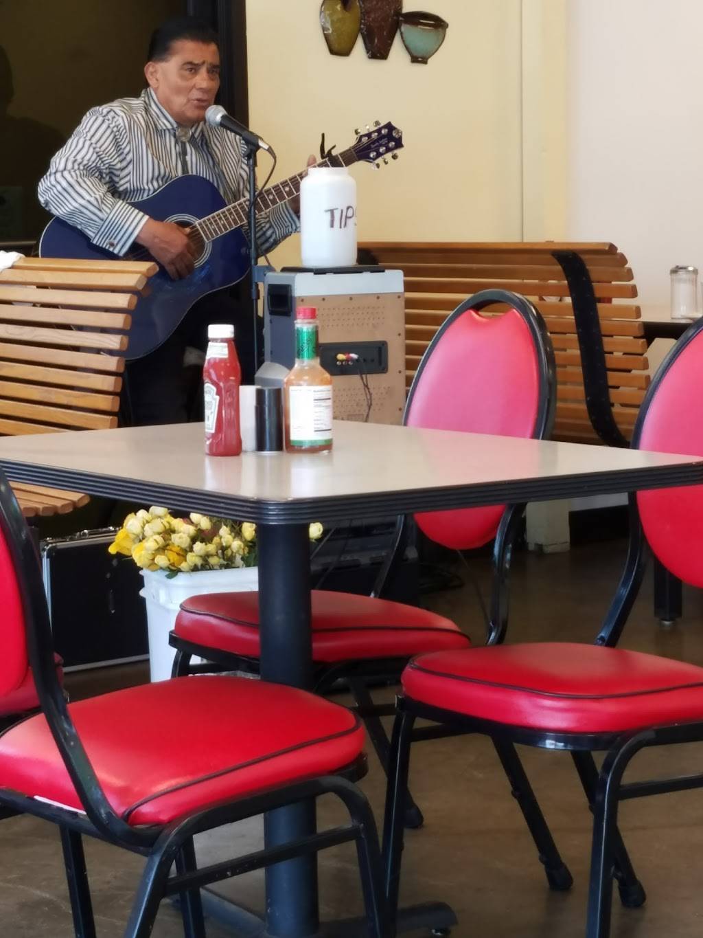 La Nueva Hacienda 2 | restaurant | 1112 W Judge Perez Dr, Chalmette, LA 70043, USA | 5043452303 OR +1 504-345-2303