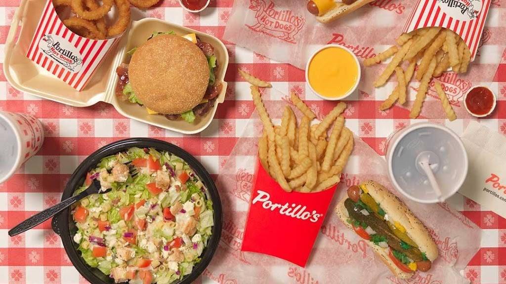 Portillos Hot Dogs | meal takeaway | 2306 N Prospect Ave, Champaign, IL 61822, USA | 2172079000 OR +1 217-207-9000