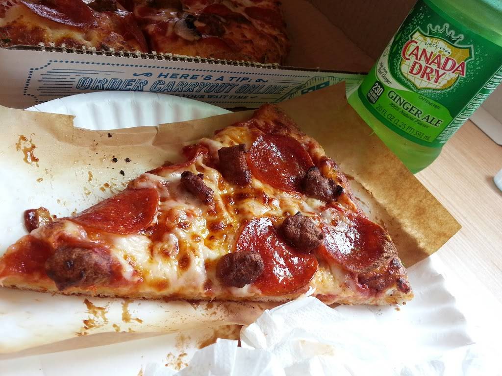 Dominos Pizza | meal delivery | 21154 Lorain Rd, Fairview Park, OH 44126, USA | 4403335544 OR +1 440-333-5544