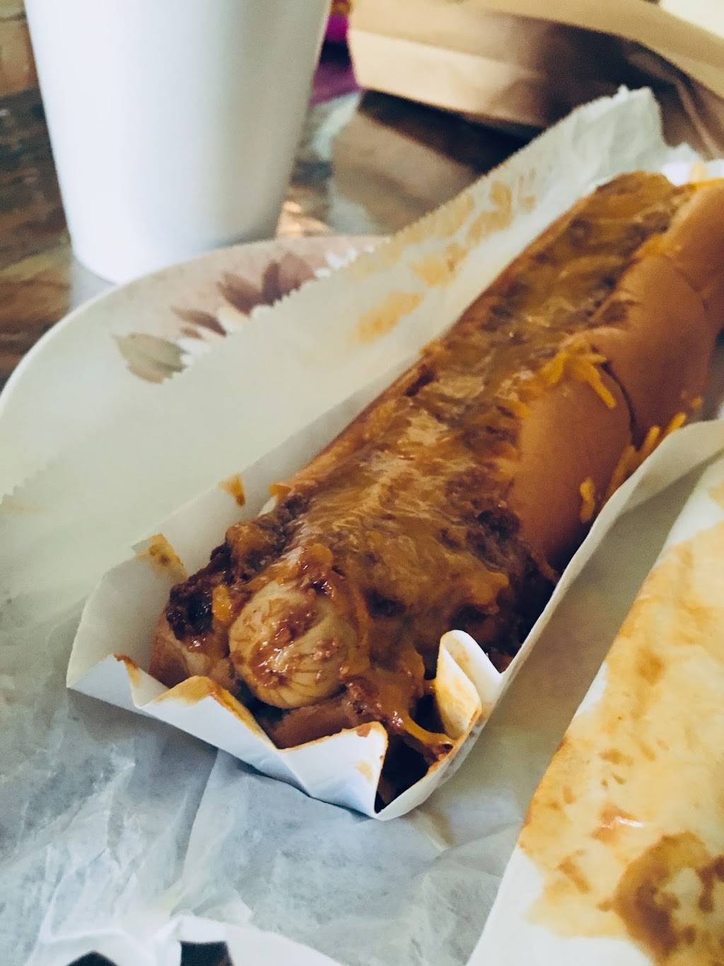 World Famous Hot Dogs | restaurant | 2616 Hamilton Rd, Columbus, GA 31904, USA | 7063247028 OR +1 706-324-7028