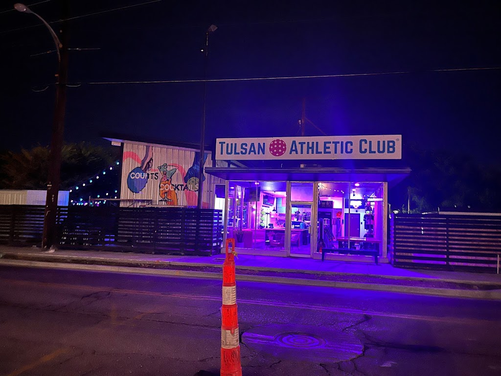 Tulsan Athletic Club | restaurant | 2439 E 11th St, Tulsa, OK 74104, USA | 9186139468 OR +1 918-613-9468