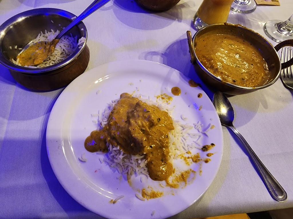 Blue Royal | restaurant | 970 N Phoenix Rd #101, Medford, OR 97504, USA | 5417736800 OR +1 541-773-6800