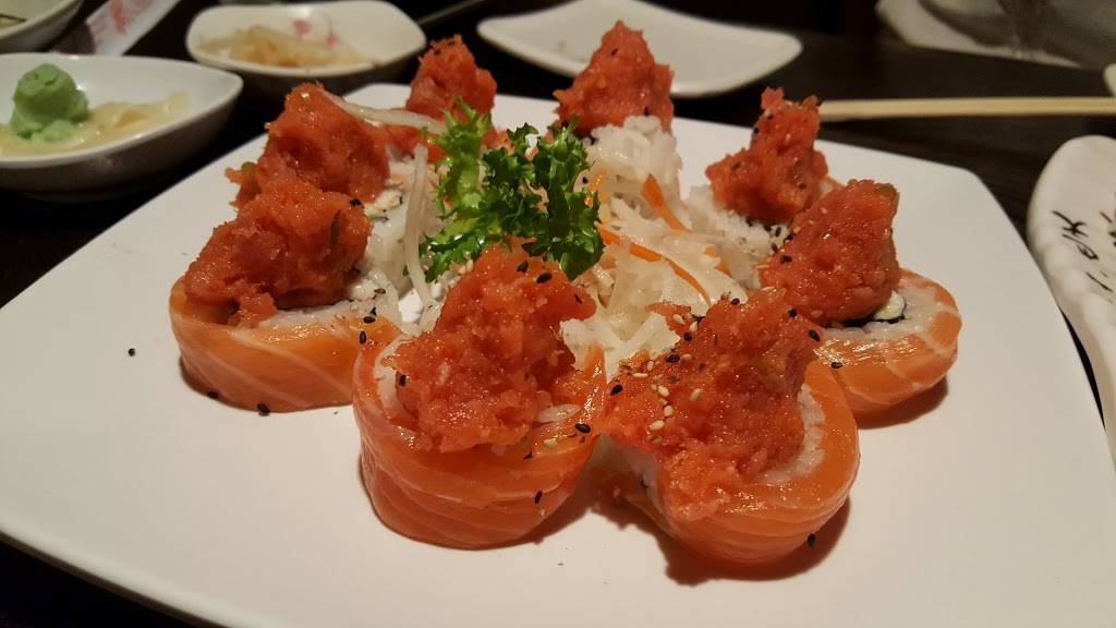 SUSHIRAW | restaurant | 16858 Devonshire St, Granada Hills, CA 91344, USA | 8188329322 OR +1 818-832-9322