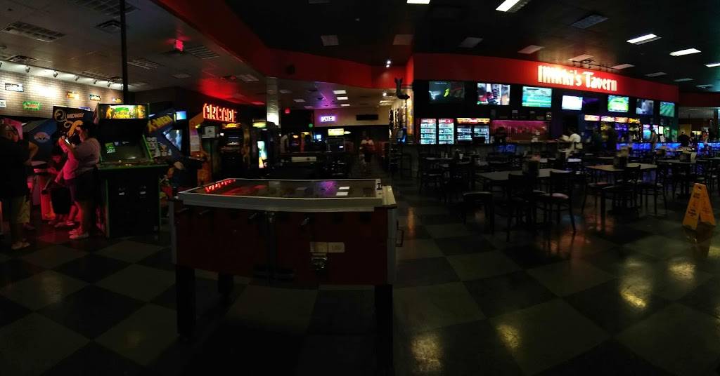 Pinballz | restaurant | 13729 US-183, Austin, TX 78750, USA | 5125378737 OR +1 512-537-8737