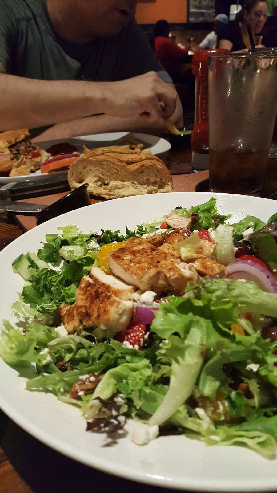 LongHorn Steakhouse | meal takeaway | 7059 Arundel Mills Cir, Hanover, MD 21076, USA | 4107961427 OR +1 410-796-1427