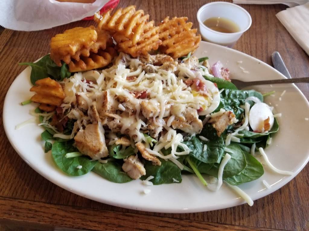 Caseys Restaurant | restaurant | 200 N Pike St, Clarksburg, WV 26301, USA | 3046244378 OR +1 304-624-4378