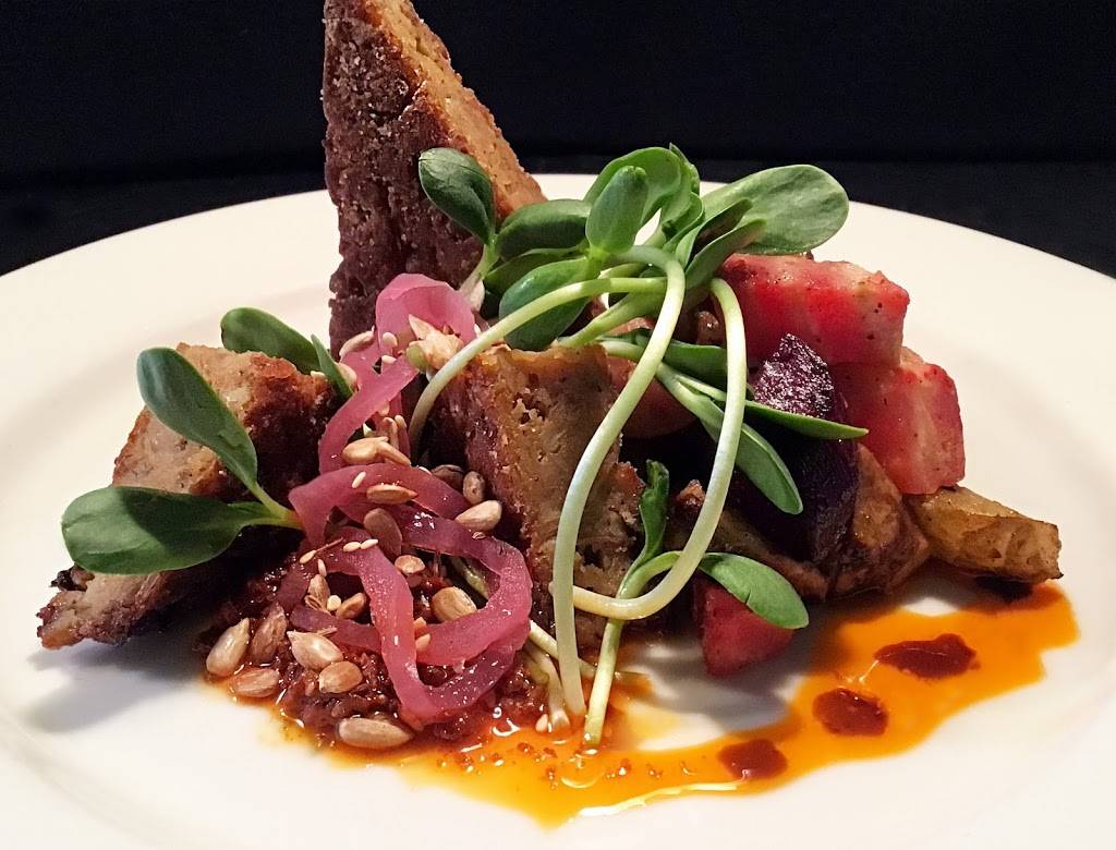 Alder Wood Bistro | restaurant | 139 W Alder St, Sequim, WA 98382, USA | 3606834321 OR +1 360-683-4321