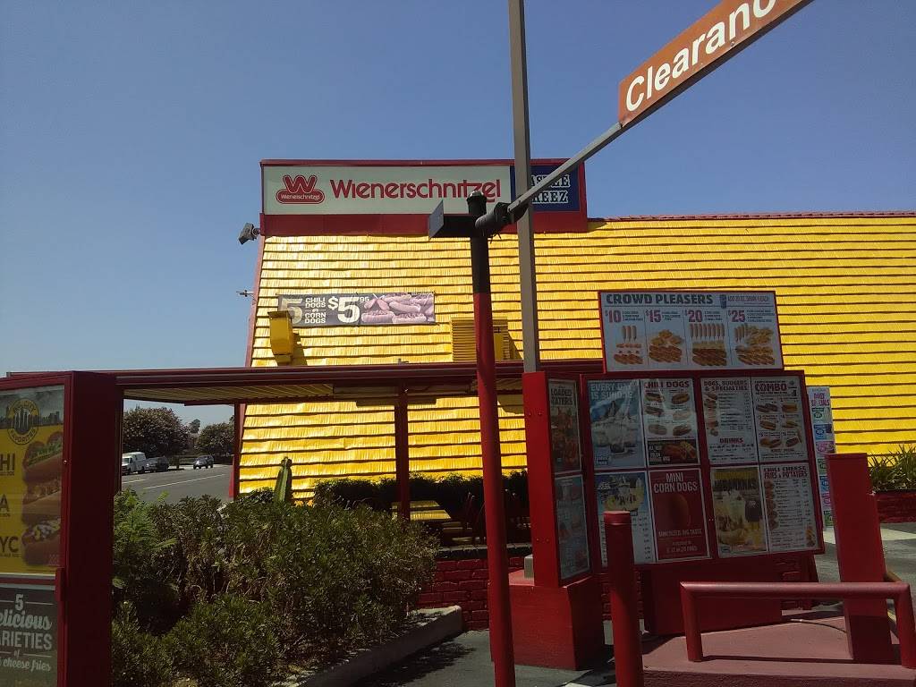 Wienerschnitzel | restaurant | 175 W Foothill Blvd, Pomona, CA 91767, USA | 9095967606 OR +1 909-596-7606
