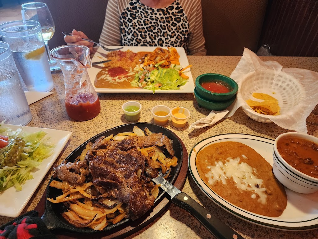 Little hacienda mexican restaurant | restaurant | 3558 W Pinhook Rd, Lafayette, LA 70508, USA | 3373307099 OR +1 337-330-7099