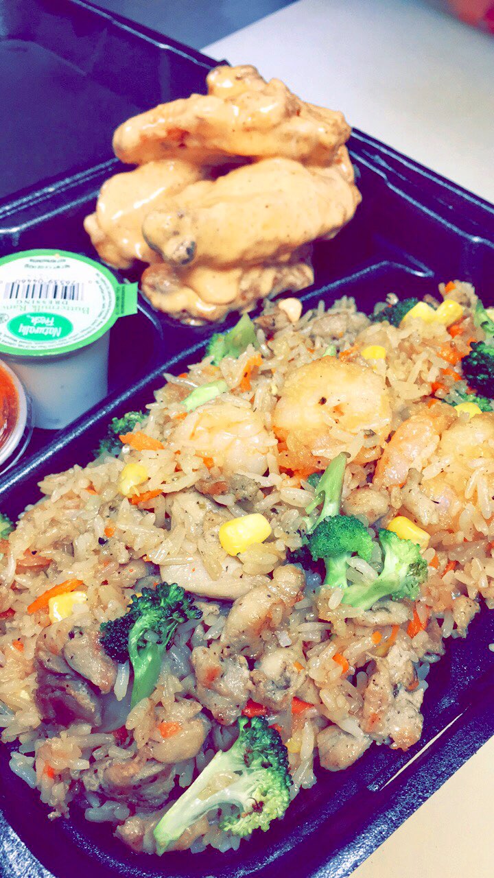 Wild Wing Station | restaurant | 2212 Dauphin Island Pkwy, Mobile, AL 36605, USA | 2512871824 OR +1 251-287-1824