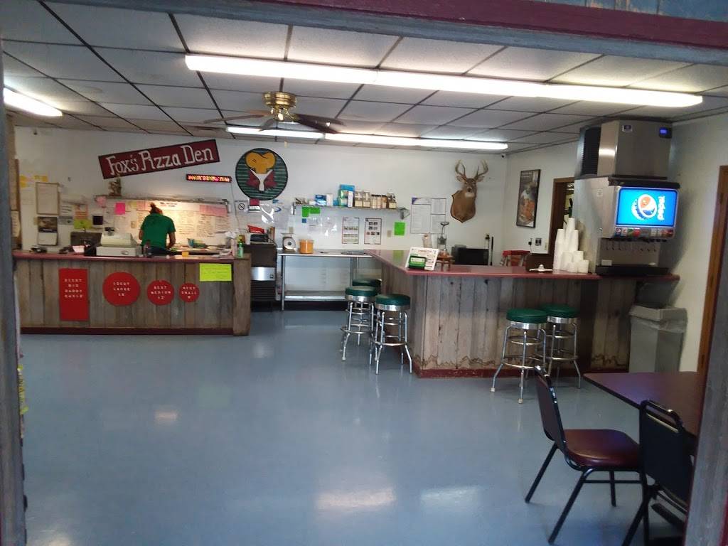 Foxs Pizza Den | restaurant | 15 Main St, Rutland, OH 45775, USA | 7407427405 OR +1 740-742-7405