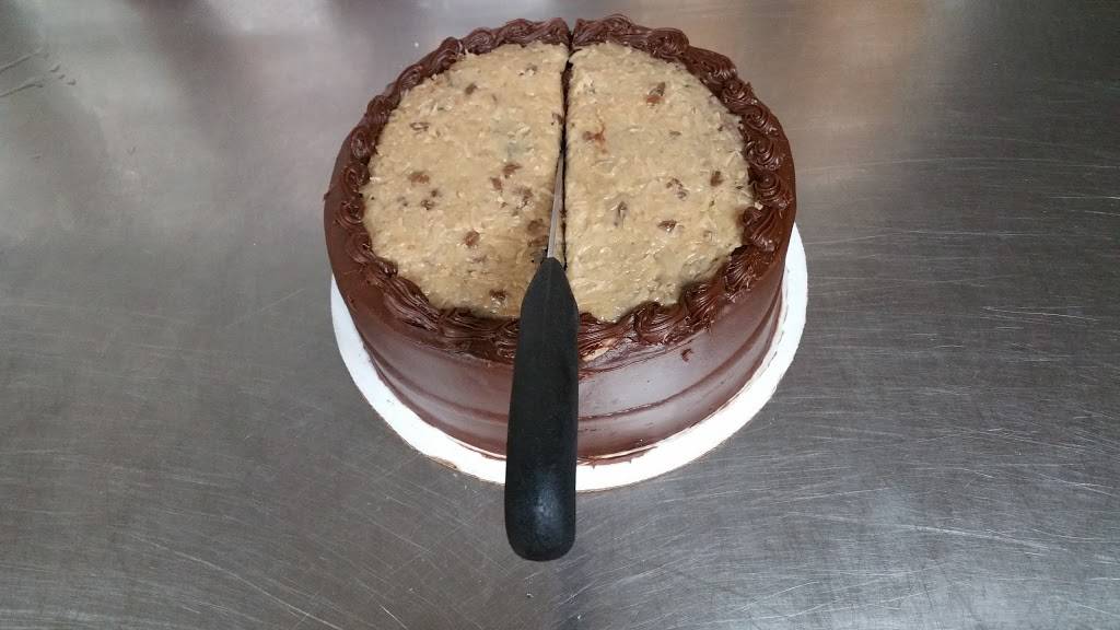 Aurora Coney Island | restaurant | 23671 W Seven Mile Rd, Detroit, MI 48219, USA | 3135432604 OR +1 313-543-2604