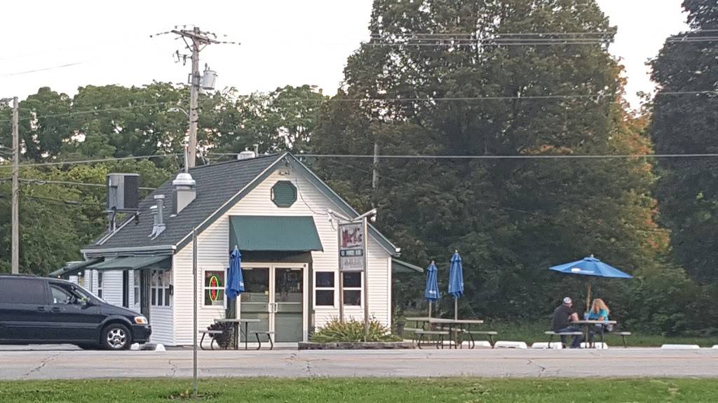 Marks Pizza | restaurant | 615 N Blackhawk Blvd, Rockton, IL 61072, USA | 8156241007 OR +1 815-624-1007