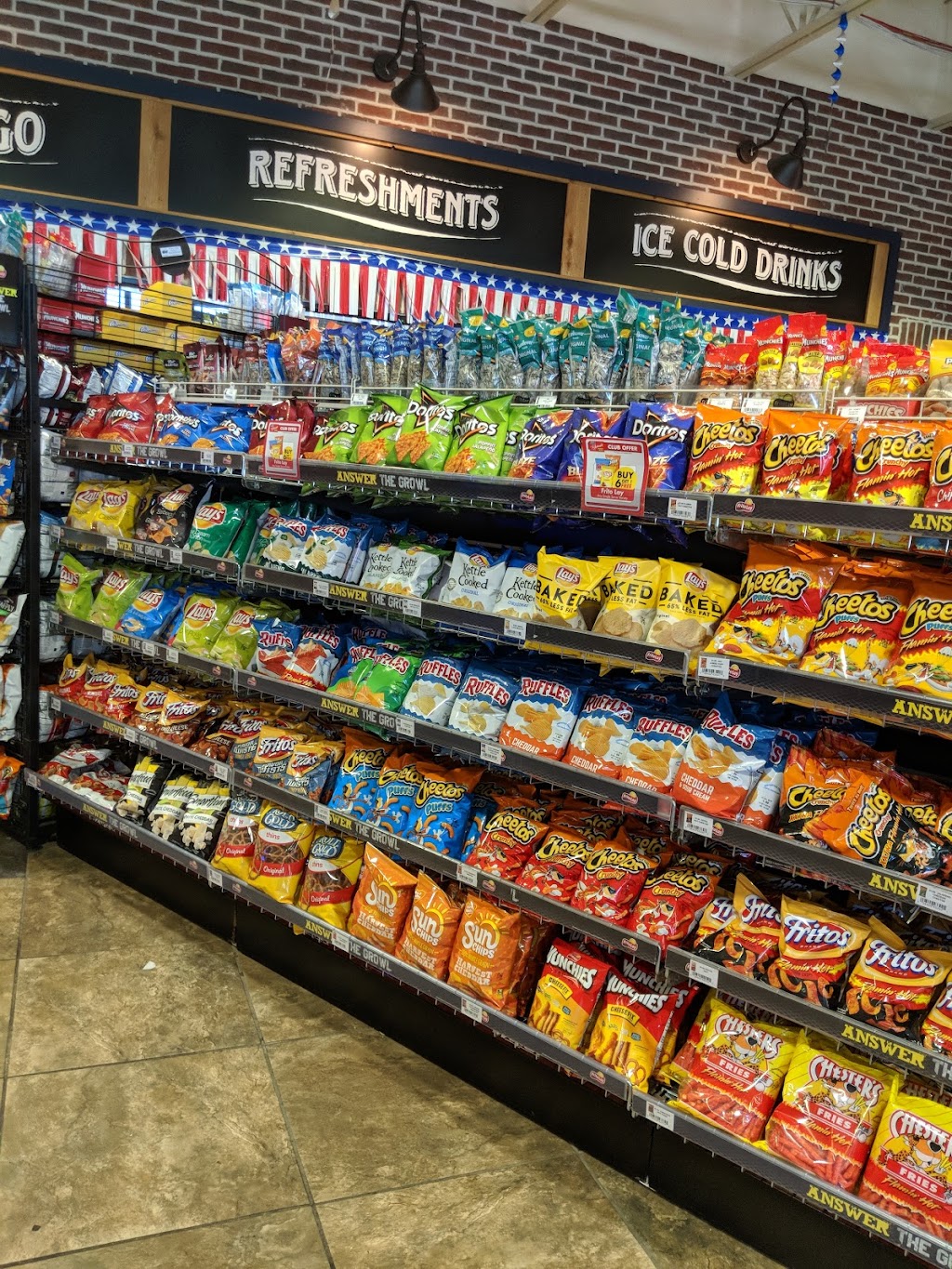 Rt. 66 Food N Fuel | restaurant | 2401 S Chicago St, Joliet, IL 60436, USA | 8157240066 OR +1 815-724-0066