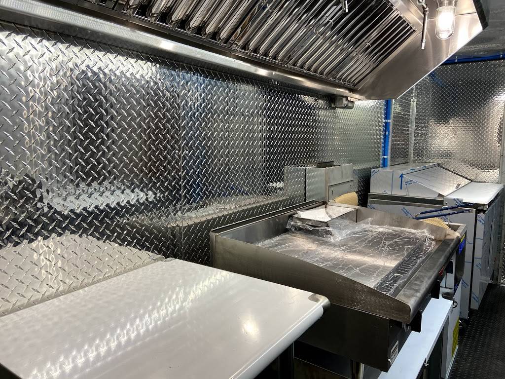 Chatterbox Food Truck | restaurant | 302 Sroufe St, Ligonier, IN 46767, USA | 5744576795 OR +1 574-457-6795