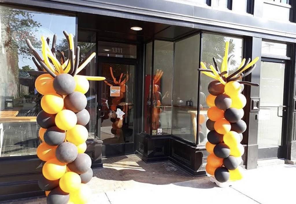 Brewer’s Waffles | restaurant | 1311 Hull St, Richmond, VA 23224, USA | 8046583468 OR +1 804-658-3468