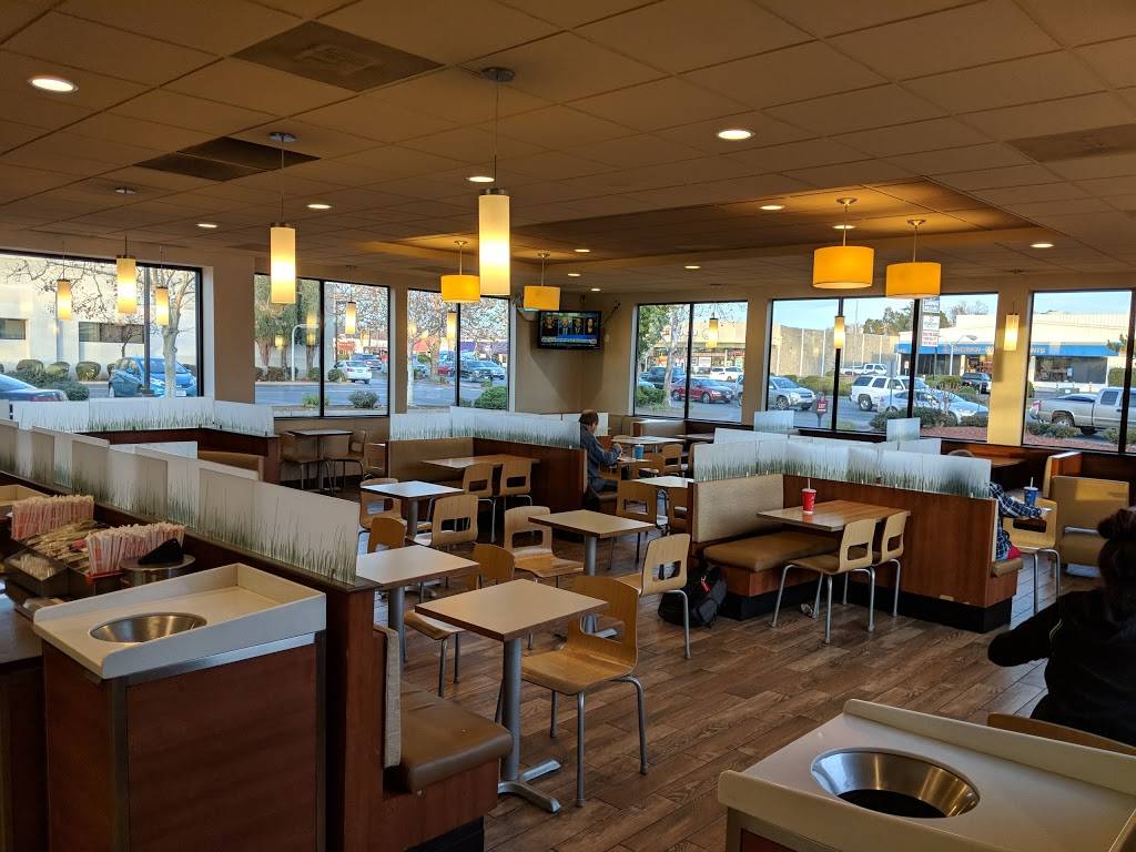 Wendys | restaurant | 2421 Cohasset Rd, Chico, CA 95926, USA | 5303458857 OR +1 530-345-8857