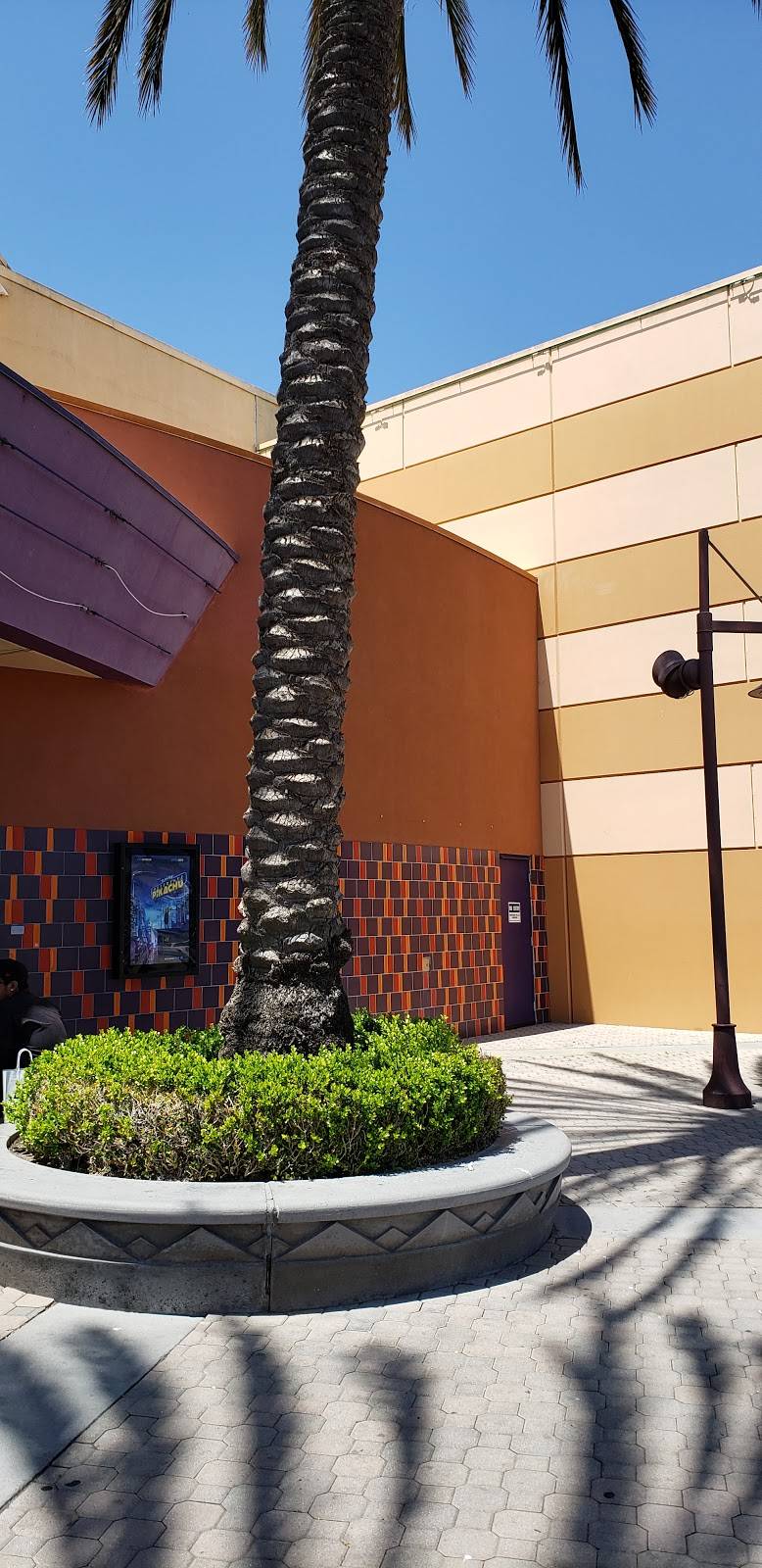 Century 14 Northridge Mall | meal takeaway | 350 Northridge Shopping, Center St, Salinas, CA 93906, USA | 8314494168 OR +1 831-449-4168