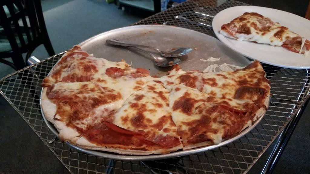 Restaurant-Bar La Villa Du Bifteck Enr | restaurant | 58 Rue Principale, Chénéville, QC J0V 1E0, Canada | 8194283240 OR +1 819-428-3240