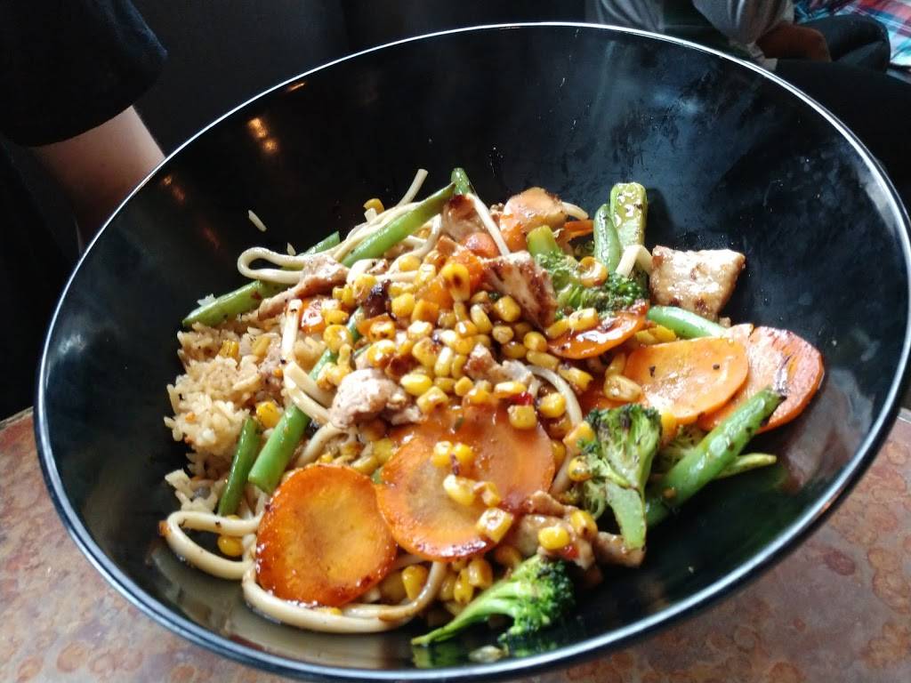 Genghis Grill | restaurant | 215 Coneflower Dr, Garland, TX 75040, USA | 9724960193 OR +1 972-496-0193