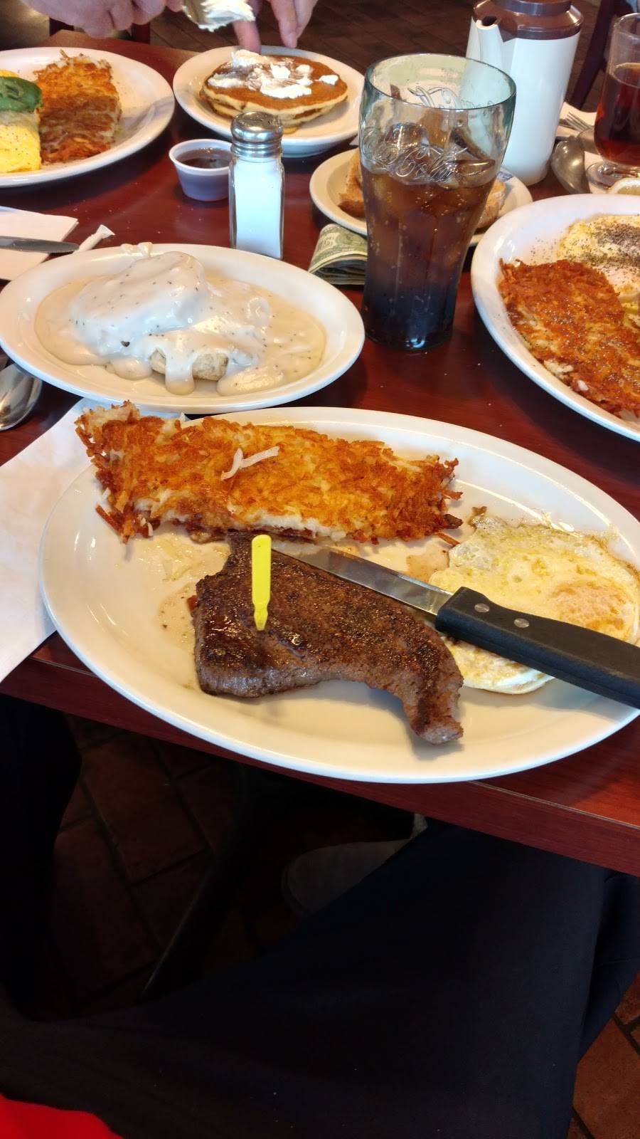 Perkos Cafe | restaurant | 3848 McHenry Ave # 510, Modesto, CA 95356, USA | 2095774533 OR +1 209-577-4533