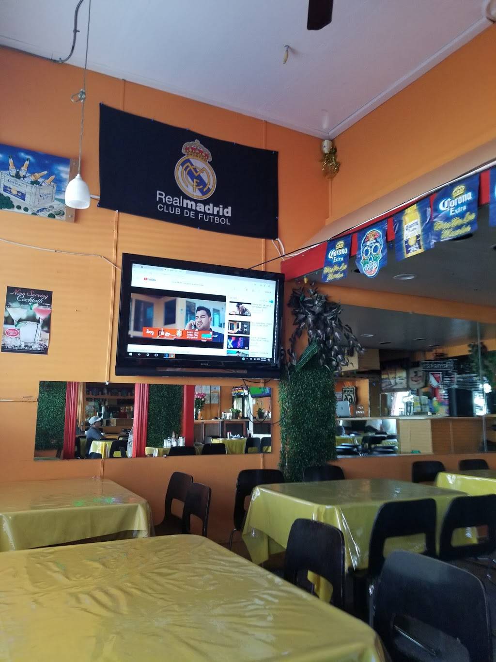 Sabor Latinos | restaurant | 4908 Fountain Ave, Los Angeles, CA 90029, USA | 3236631100 OR +1 323-663-1100