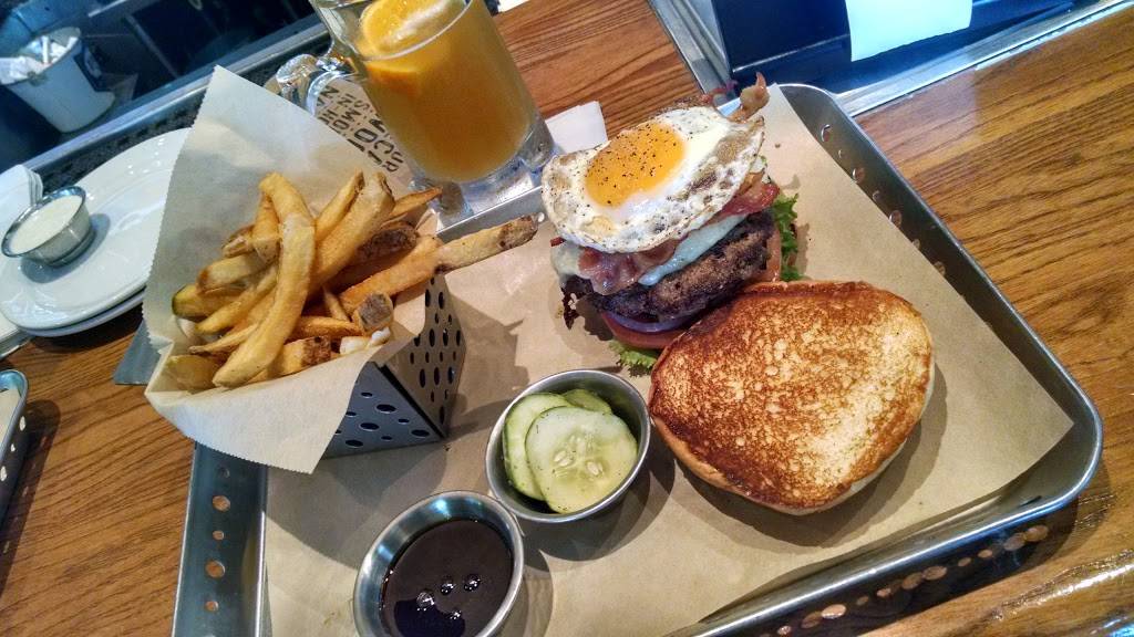 Chilis Grill & Bar | restaurant | 1760 NE Pine Island Rd, Cape Coral, FL 33909, USA | 2392428724 OR +1 239-242-8724