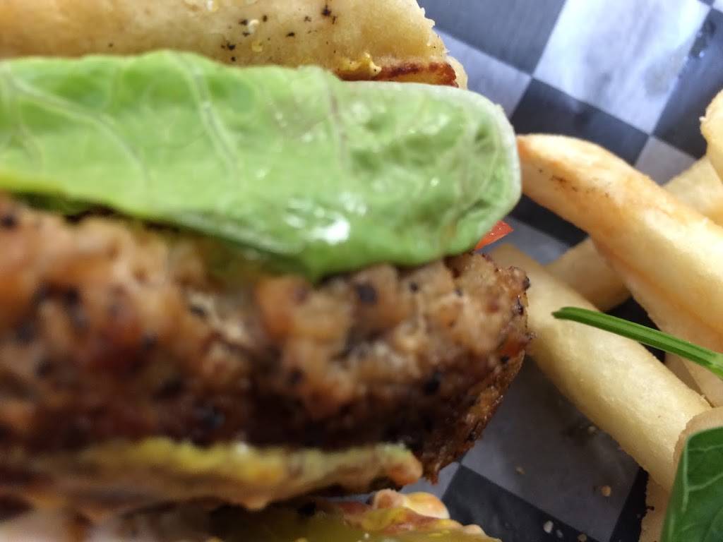 Boston Soul Cafe | restaurant | 1553 Kalamazoo Ave SE, Grand Rapids, MI 49507, USA | 6162147060 OR +1 616-214-7060