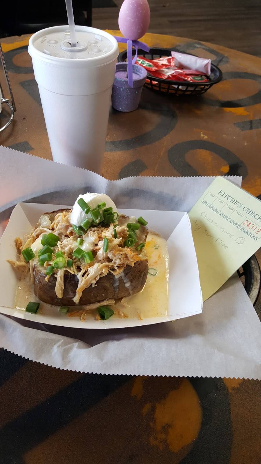 Spud Hut | meal takeaway | 518 W Broadway St, Princeton, IN 47670, USA | 8126350258 OR +1 812-635-0258