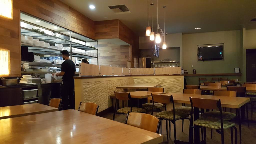 Star Ginger | restaurant | 3101 Folsom Blvd, Sacramento, CA 95816, USA | 9162318888 OR +1 916-231-8888