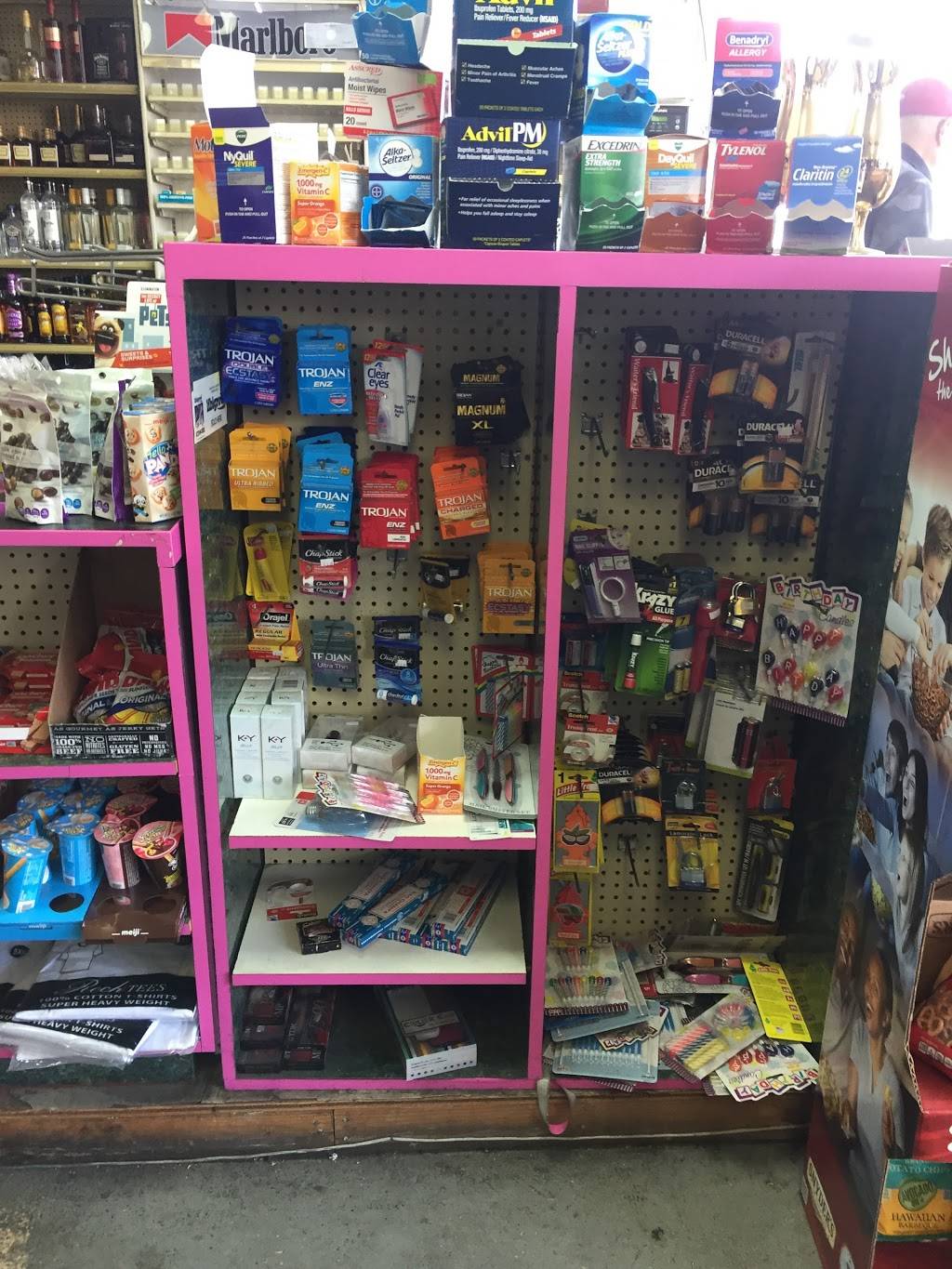 Miss Tomato Sandwich Shop | meal takeaway | 199 87th St, Daly City, CA 94015, USA | 6509947676 OR +1 650-994-7676