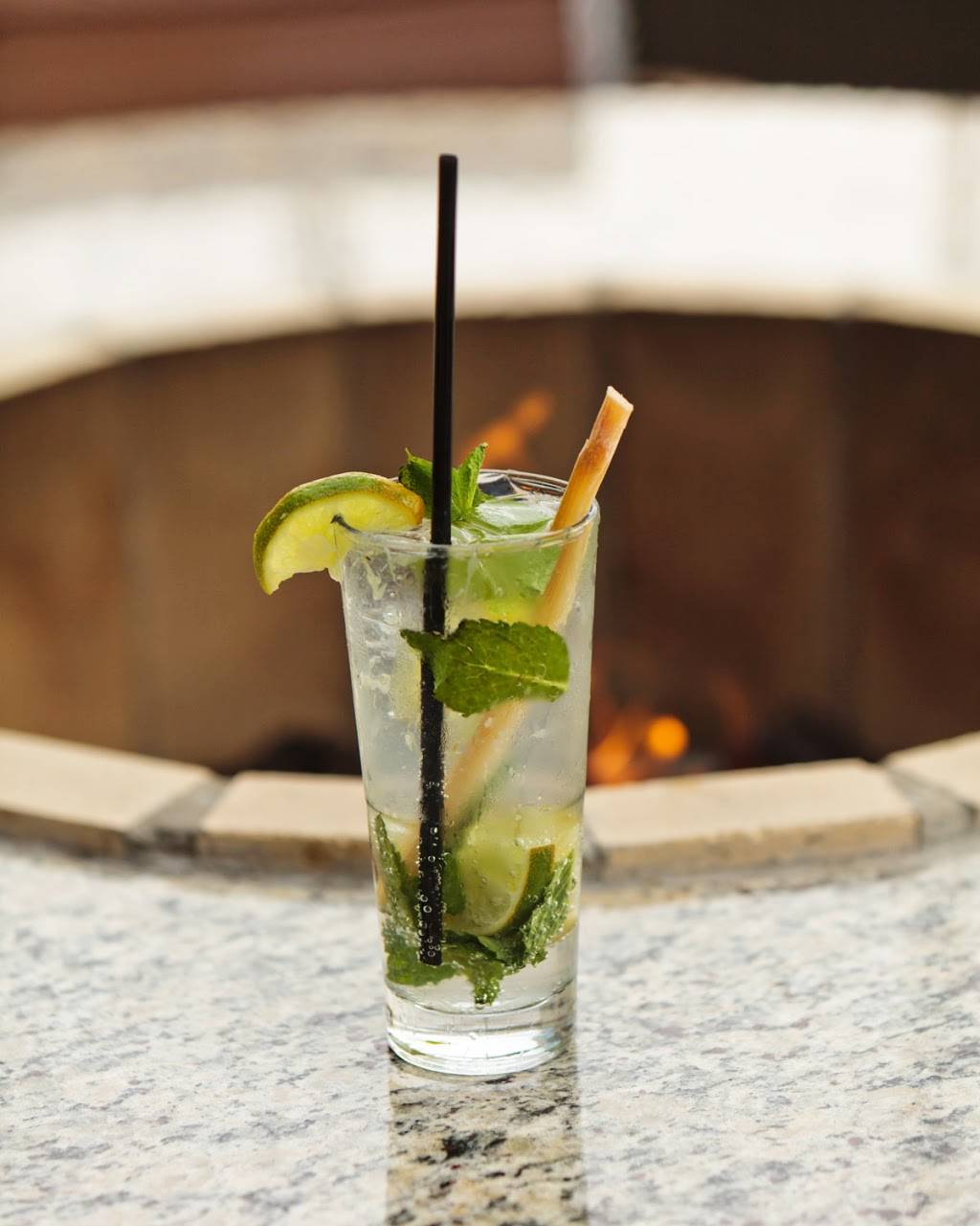 Hot Tuna Bar & Grill | restaurant | 2817 Shore Dr, Virginia Beach, VA 23451, USA | 7574812888 OR +1 757-481-2888