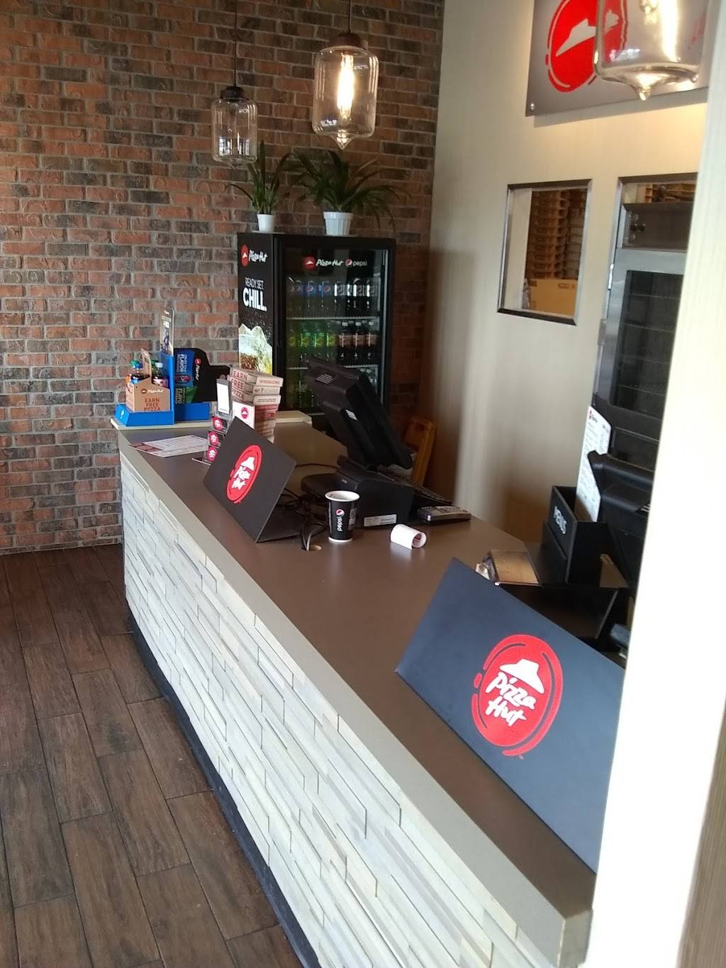 Pizza Hut | restaurant | 27642 Antonio Pkwy #H3, Ladera Ranch, CA 92694, USA | 9493641551 OR +1 949-364-1551