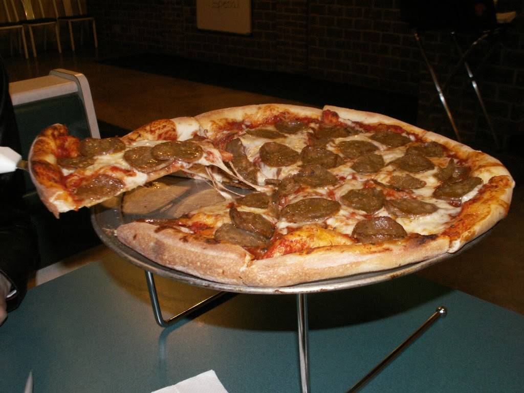 Sgambatis New York Pizza | restaurant | 1700 Sand Acres Dr, De Pere, WI 54115, USA | 9209837492 OR +1 920-983-7492