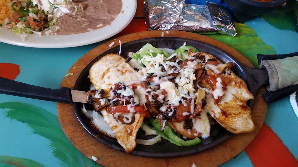 Cazadorez Mexican Restaurant | restaurant | 1405 S Mississippi Ave, Atoka, OK 74525, USA | 5808898899 OR +1 580-889-8899