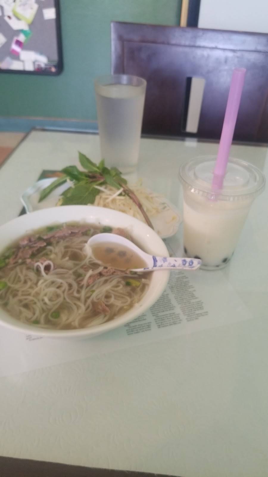 Pho Han Vietnamese Restaurant | restaurant | 14608 Hwy 99, Lynnwood, WA 98087, USA | 4257439370 OR +1 425-743-9370