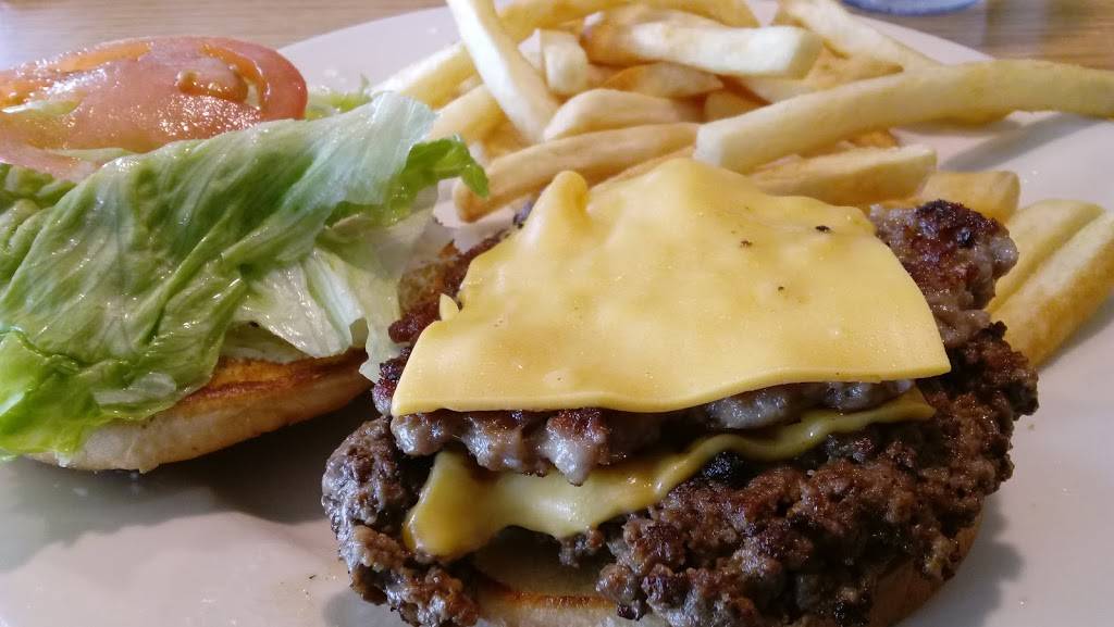 Green Lantern Inc | restaurant | 509 Broadway St, Toledo, OH 43604, USA | 4192413752 OR +1 419-241-3752