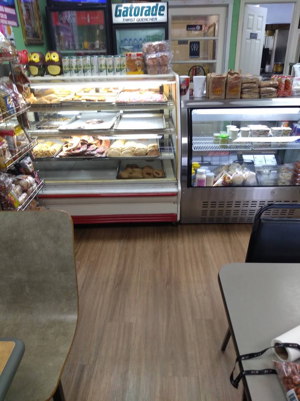 Bakery And Pupuseria Paquitas | restaurant | 8606 N Houston Rosslyn Rd, Houston, TX 77088, USA | 8327818125 OR +1 832-781-8125