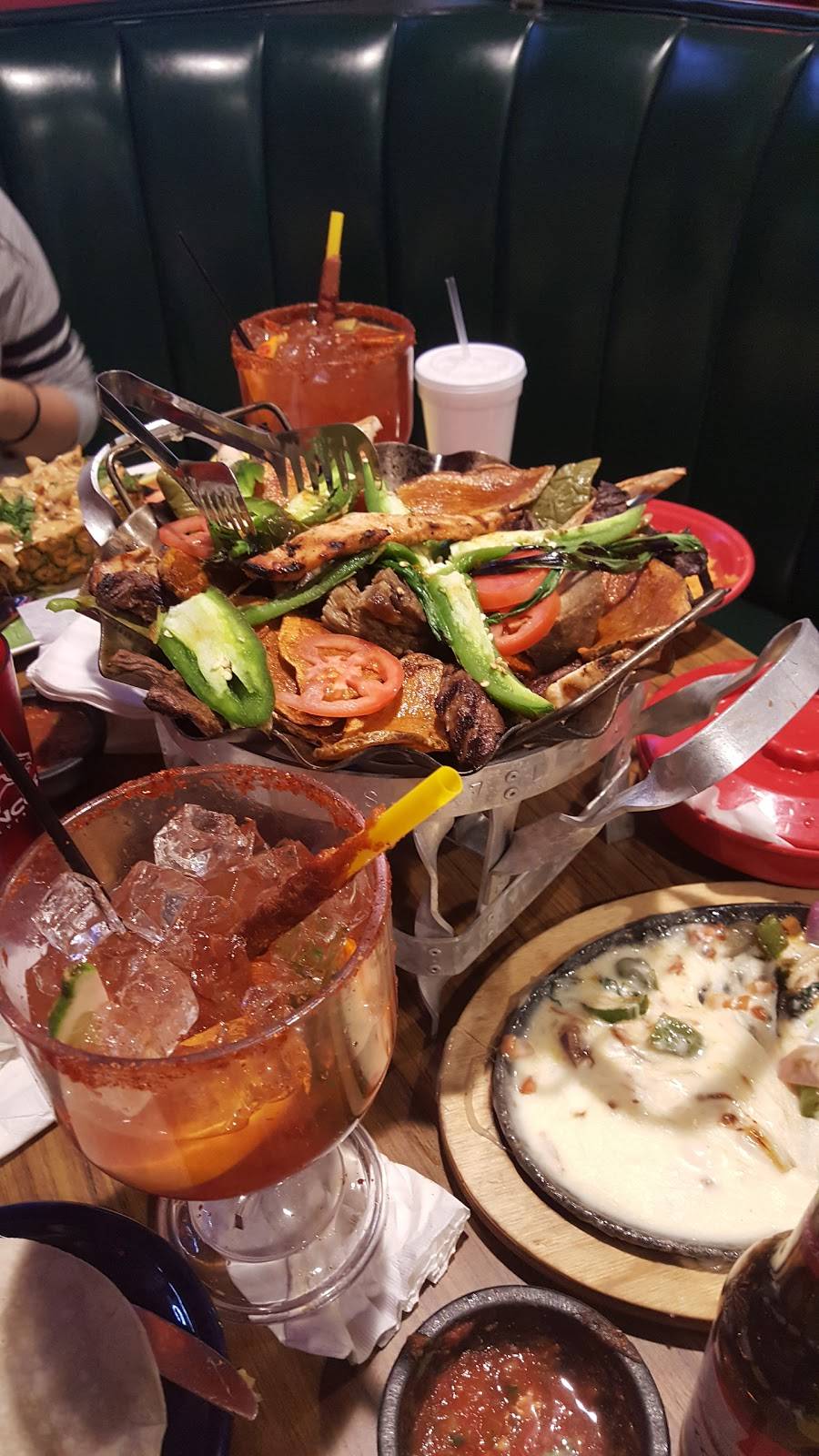 7 Leguas Mexican Grille | restaurant | 8501 E Colfax Ave, Denver, CO 80220, USA | 3039548148 OR +1 303-954-8148