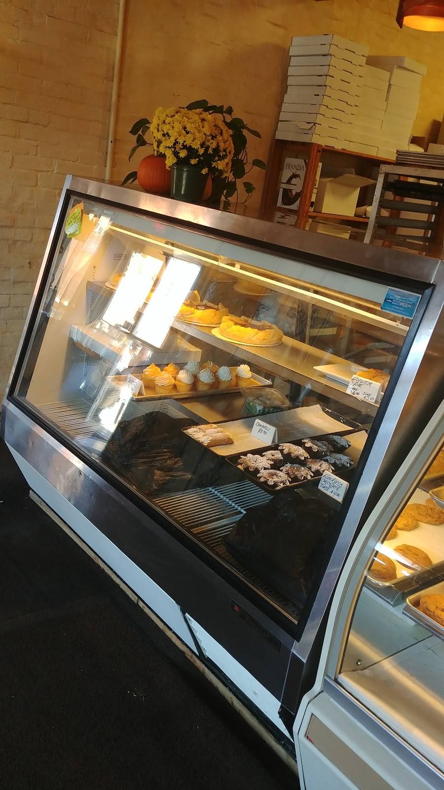 Colangelos | bakery | 207 21st St, Pittsburgh, PA 15222, USA | 4122817080 OR +1 412-281-7080