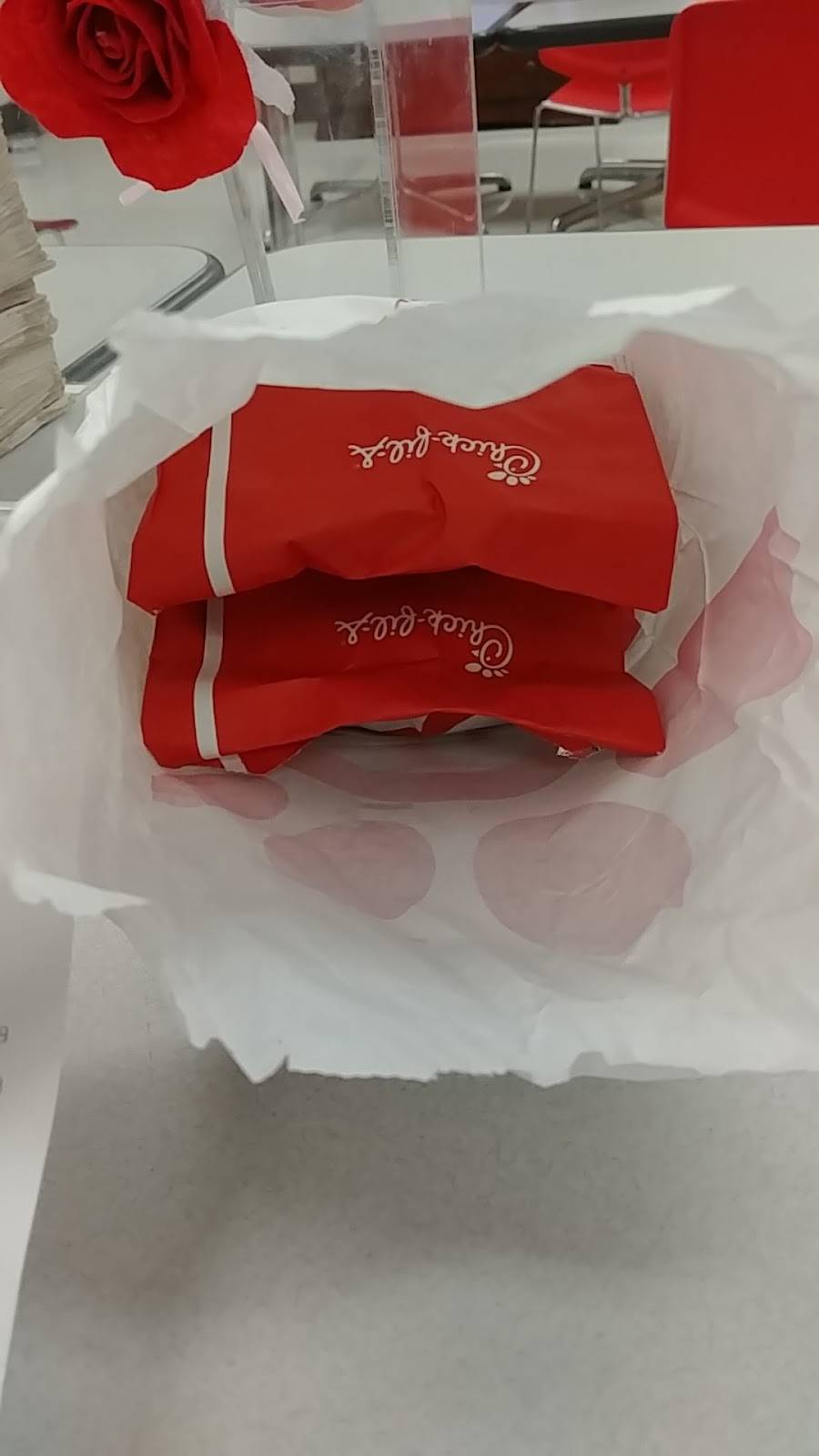 Chick-fil-A | restaurant | 7650 S 24th St, Phoenix, AZ 85042, USA | 6022681257 OR +1 602-268-1257