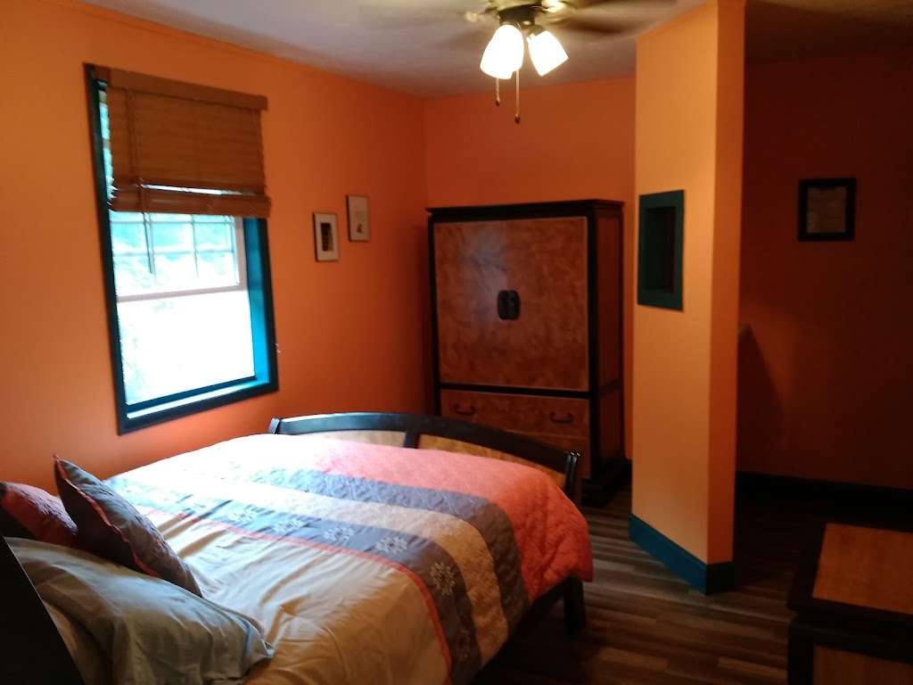 Sufi Lodge Halal B&B | restaurant | 67 High Country Ln, Troutdale, VA 24378, USA | 2766770195 OR +1 276-677-0195