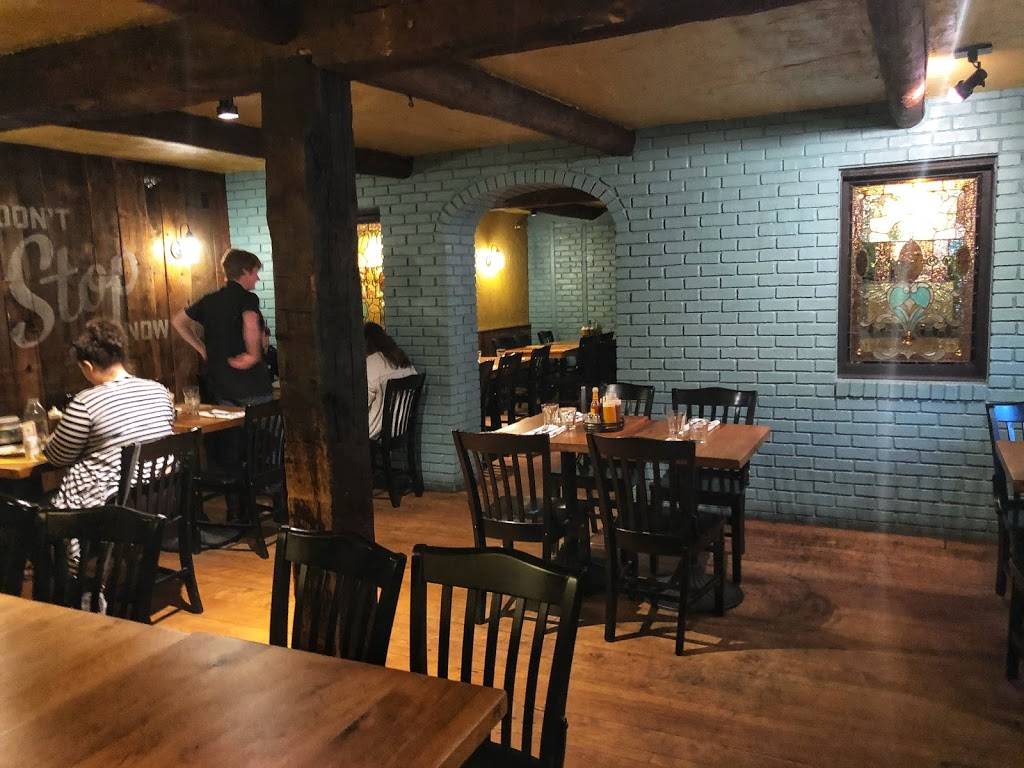 Bluebird Barbecue | restaurant | 317 Riverside Ave, Burlington, VT 05401, USA | 8024483070 OR +1 802-448-3070