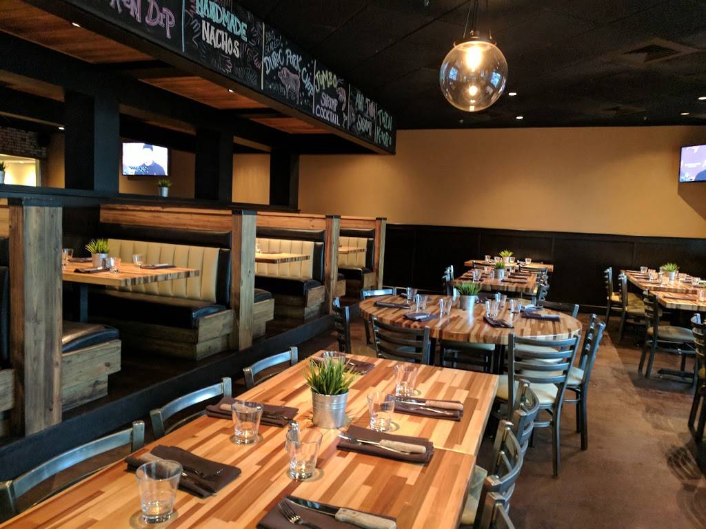 Salt Rock Tavern | restaurant | 3689 Tampa Rd, Oldsmar, FL 34677, USA | 8133364977 OR +1 813-336-4977