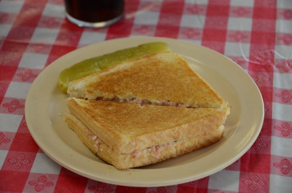 Jamies Soda Fountain | restaurant | 307 N Main St, Kokomo, IN 46901, USA | 7654595552 OR +1 765-459-5552