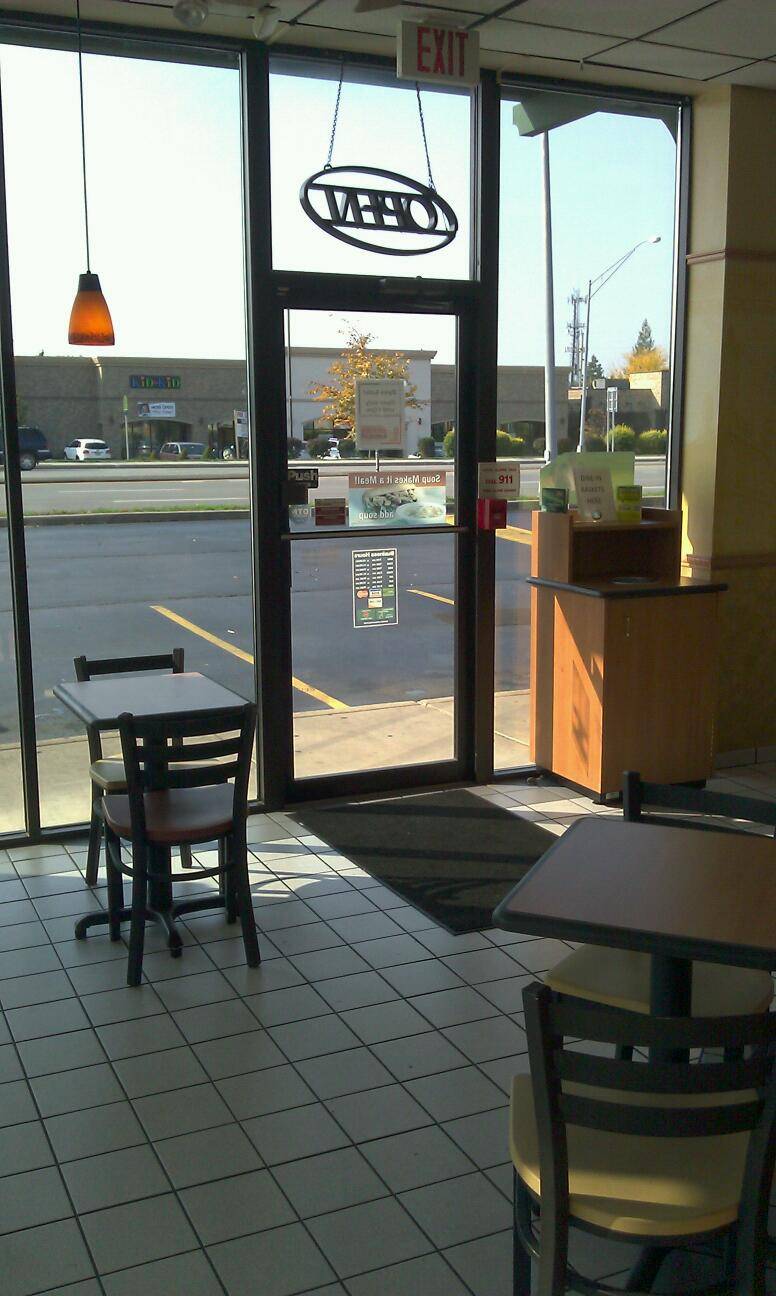 Subway | restaurant | 2496 W Ridge Rd, Rochester, NY 14626, USA | 5852252050 OR +1 585-225-2050