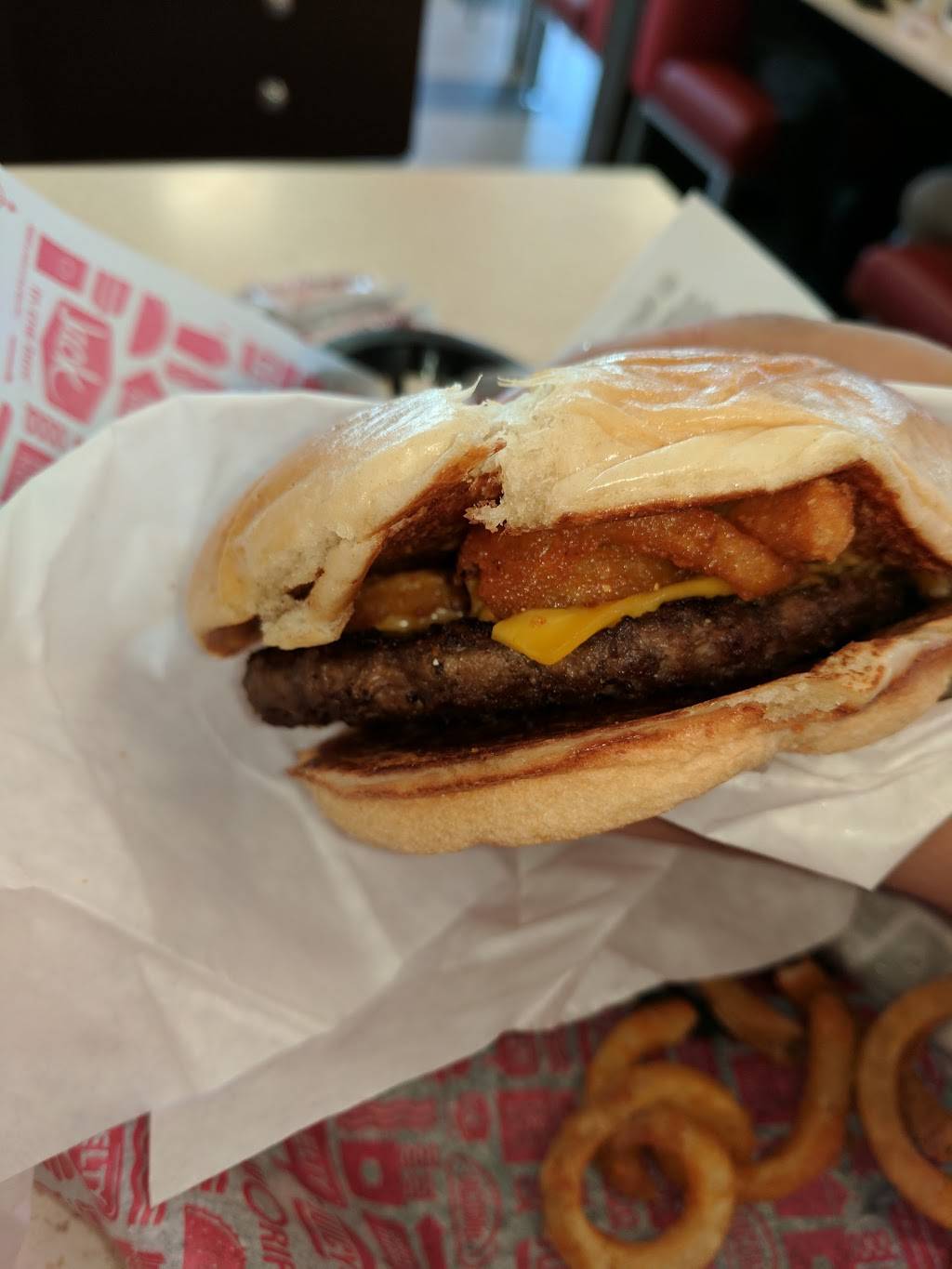 Jack in the Box | restaurant | 1125 N 51st Ave, Phoenix, AZ 85043, USA | 6024422155 OR +1 602-442-2155