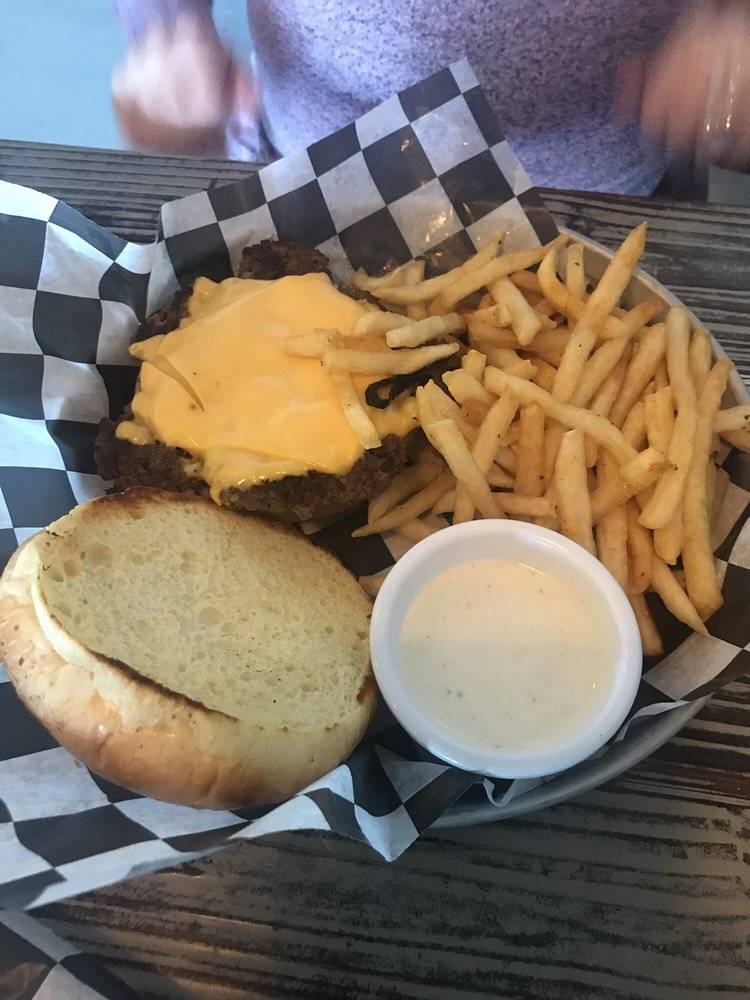 Campbells Highland Grille | restaurant | 1001 N State Rd 135, Greenwood, IN 46142, USA | 3175574564 OR +1 317-557-4564